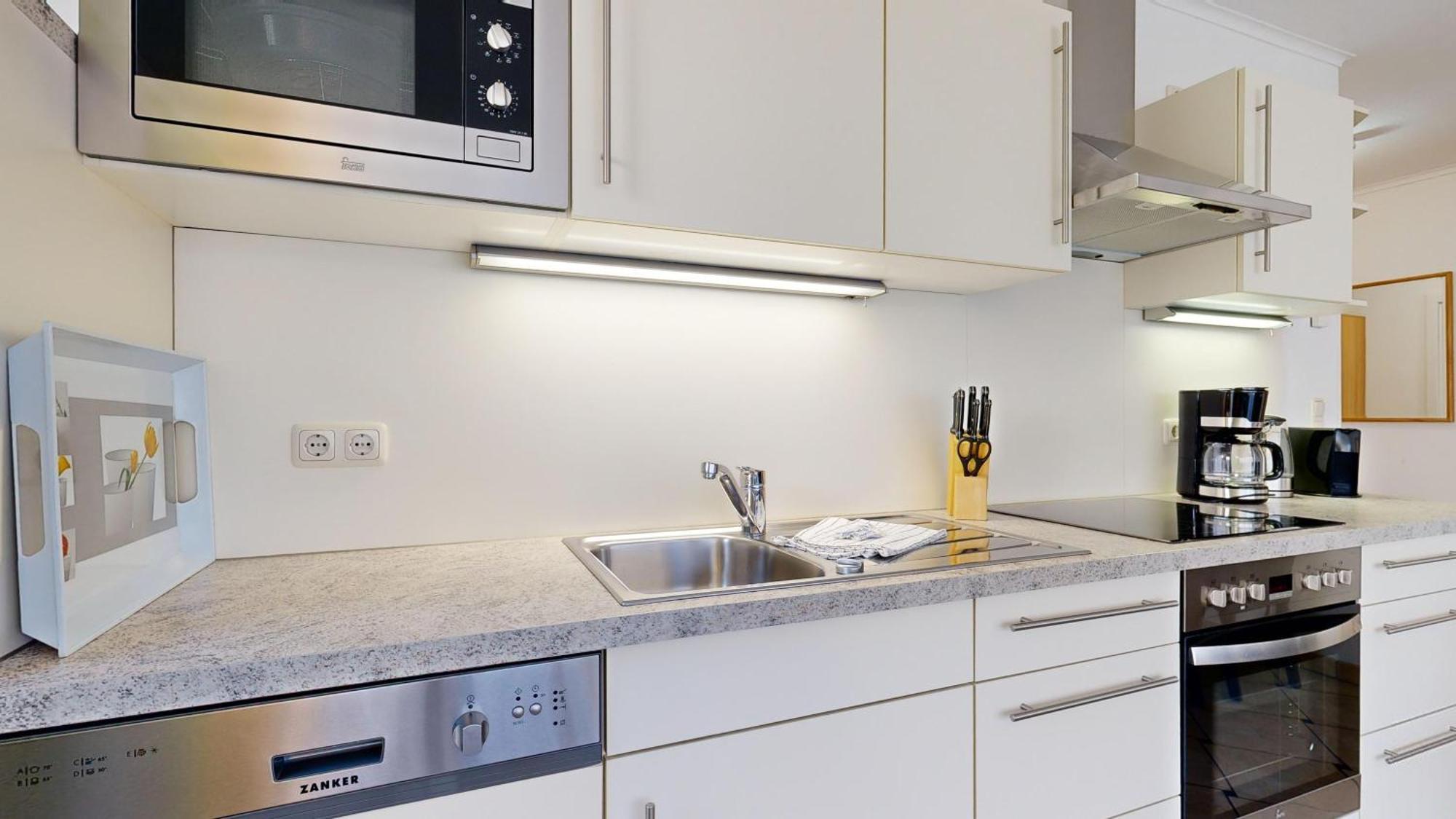 Apartment Strandnahe Mit 2 Schlafzimmern Und Balkon, Koenigin Augusta,