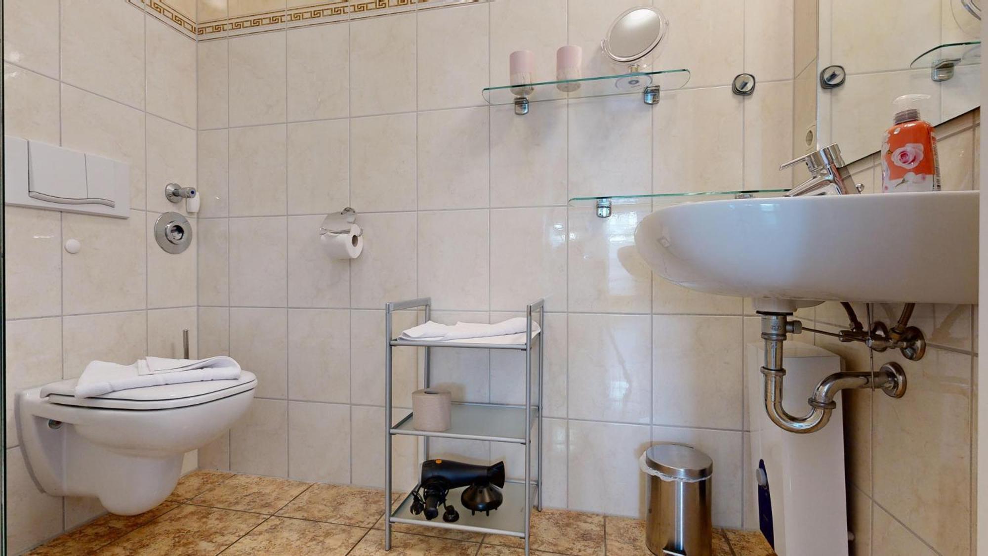 Strandnahe Mit 2 Schlafzimmern Und Balkon, Koenigin Augusta,