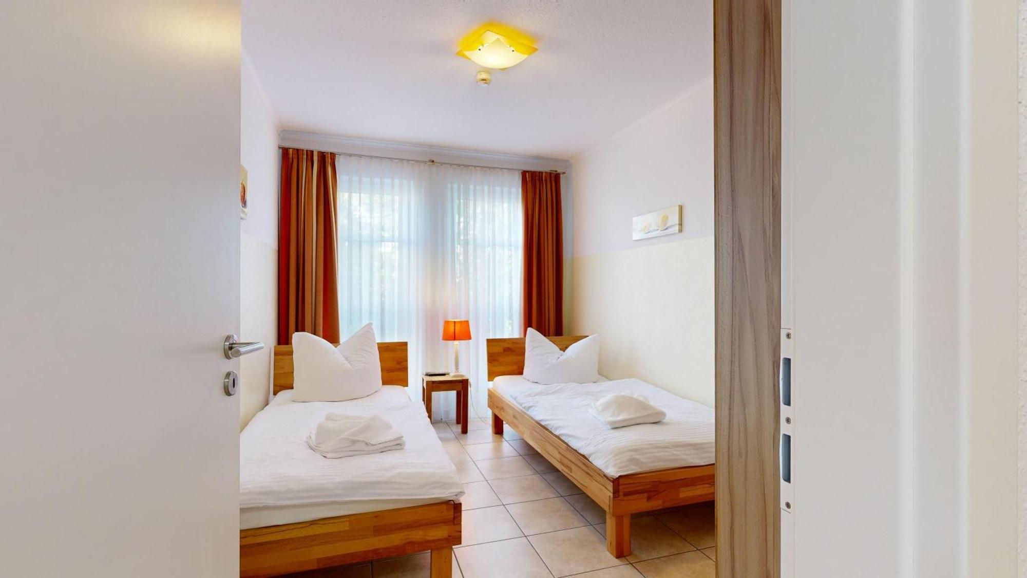 Apartment Strandnahe Mit 2 Schlafzimmern Und Balkon, Koenigin Augusta, Binz